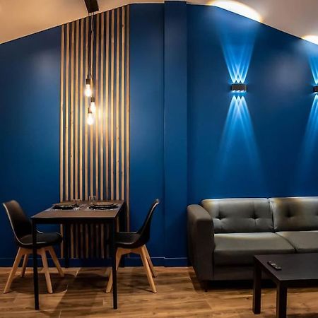Blue Night - Jacuzzi - Bord De Seine Apartamento Corbeil-Essonnes Exterior foto