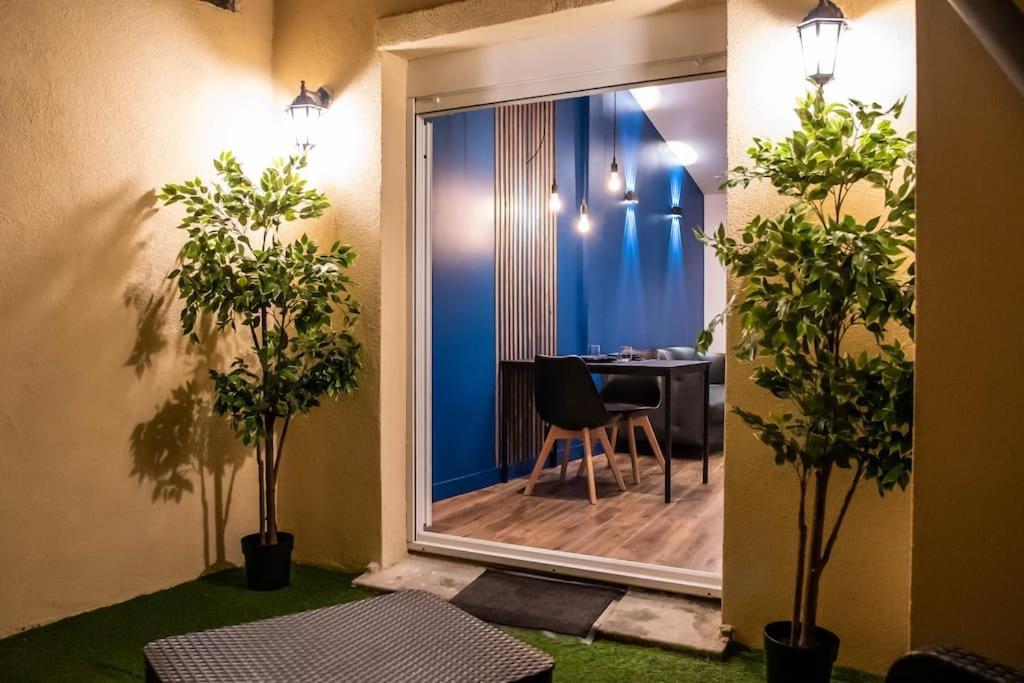 Blue Night - Jacuzzi - Bord De Seine Apartamento Corbeil-Essonnes Exterior foto